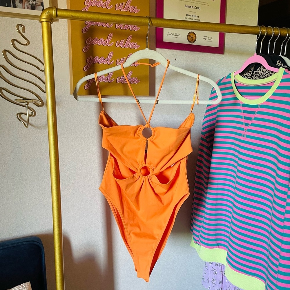 NEW Zara Orange Cut Out Ring Bodysuit